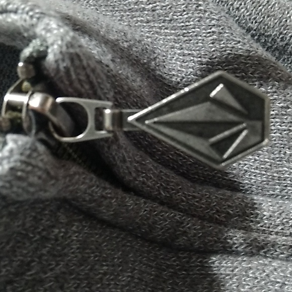 Volcom Full Zip Up Jacket W Hood Sz.M/12 Gently Worn (A-76) - Picture 7 of 15